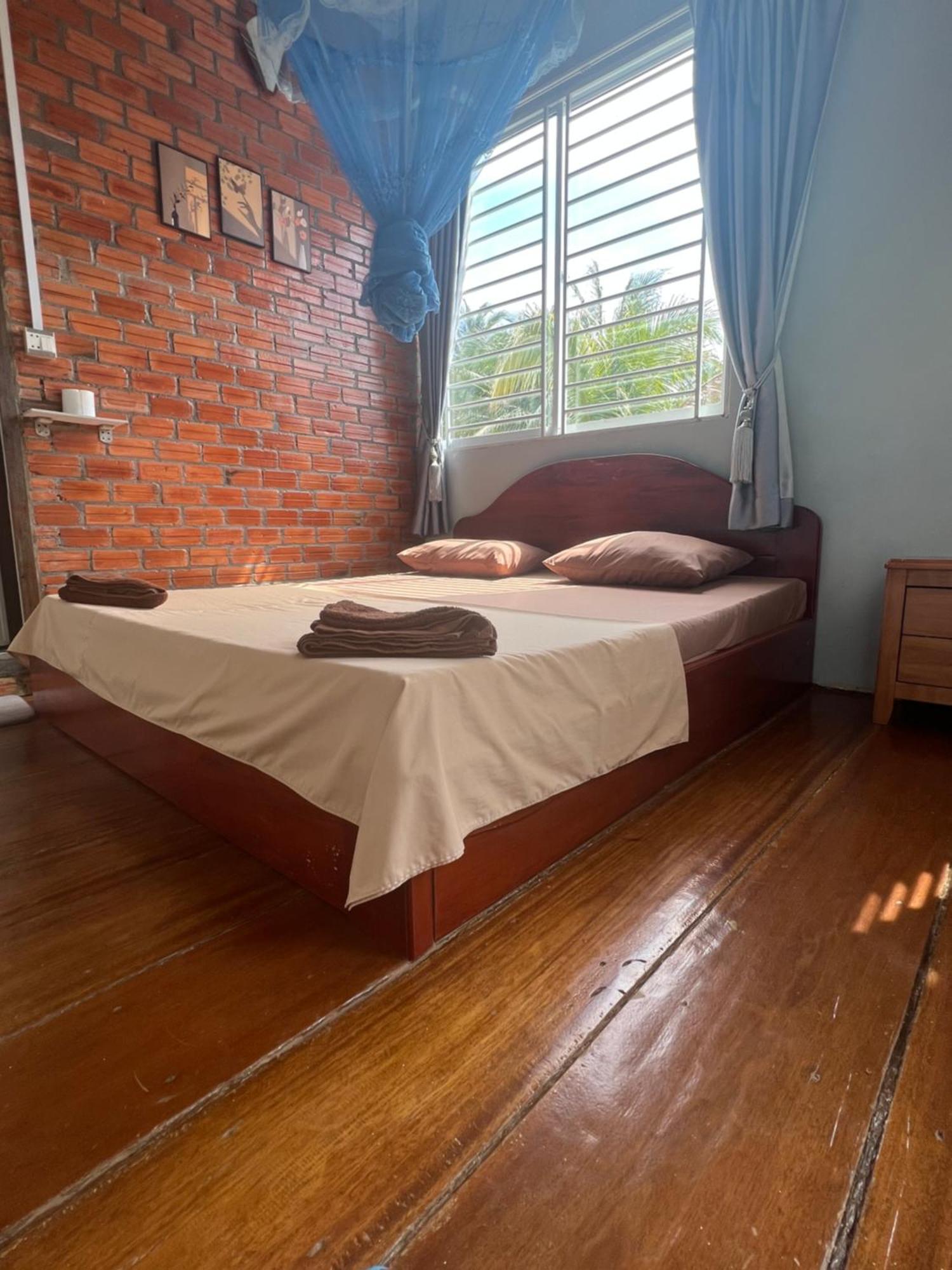 Ing Ing Guesthouse Đảo Koh Rong Samloem Ngoại thất bức ảnh