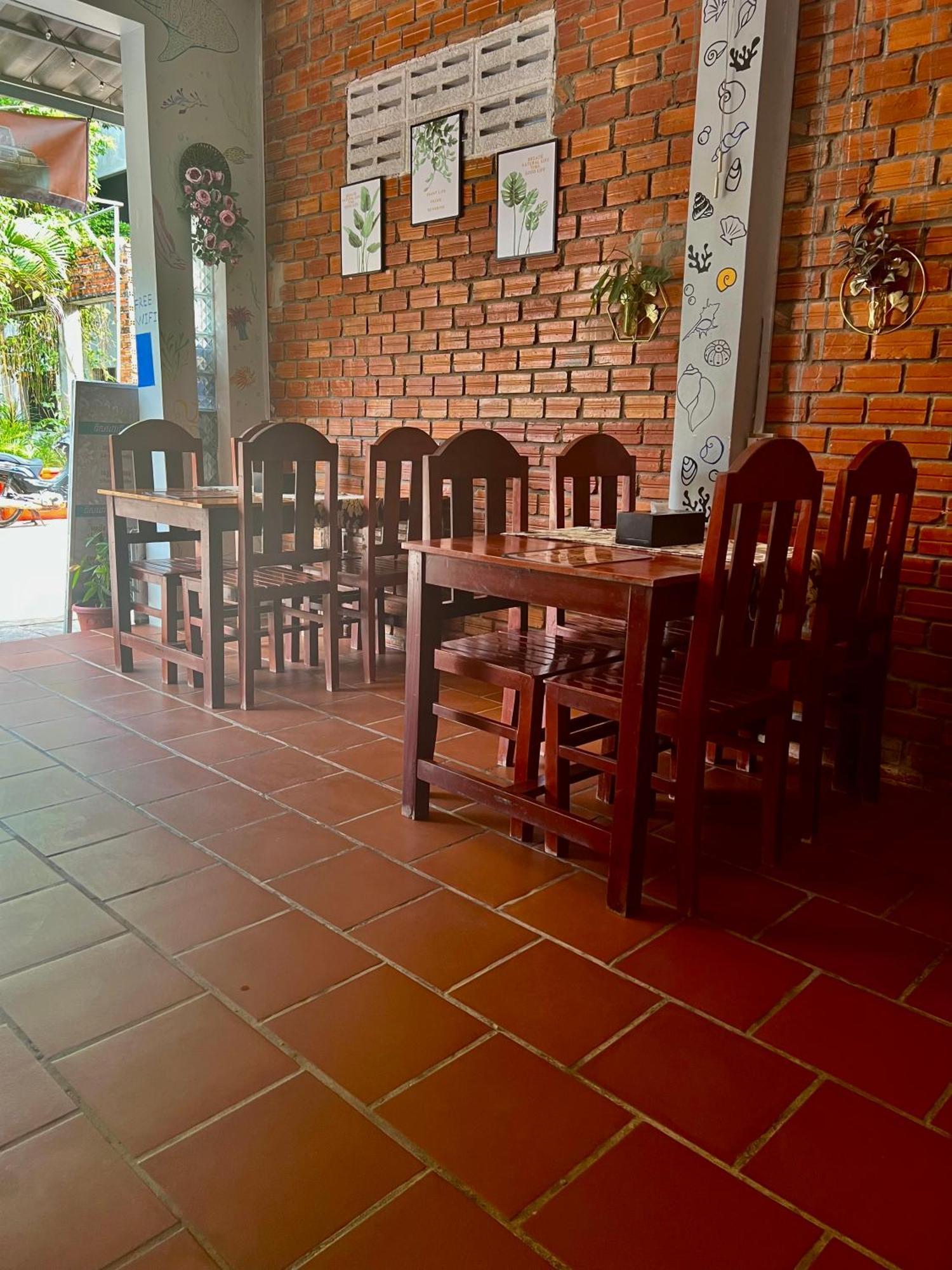 Ing Ing Guesthouse Đảo Koh Rong Samloem Ngoại thất bức ảnh